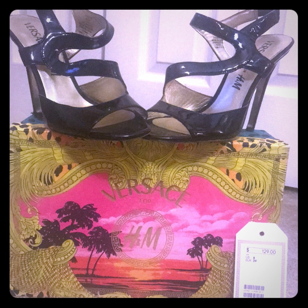 Versace for H&M pump